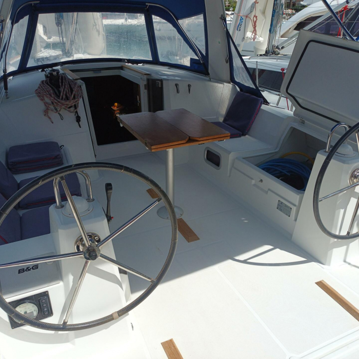 Morgana | Oceanis 38.1 photo 2