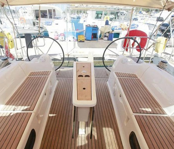 Calypso | Dufour 382 GL photo 9