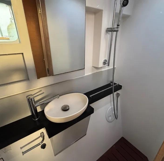 Lollo III | Nautitech 40 Open photo 3