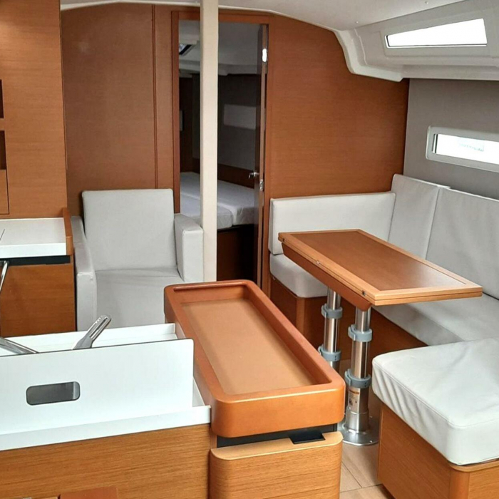 Saravah | Sun Odyssey 410 photo 11