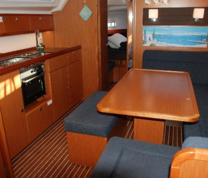 Cafard | Bavaria Cruiser 41 photo 3