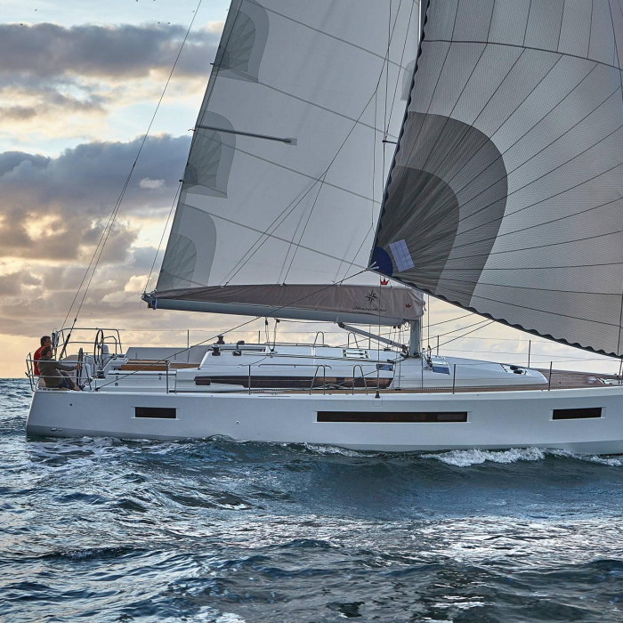 Pnoe | Sun Odyssey 490 photo 2