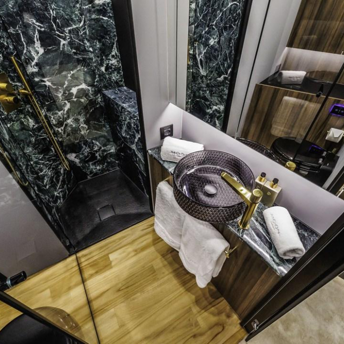 Over the Moon | Moon 6TY Power photo 11