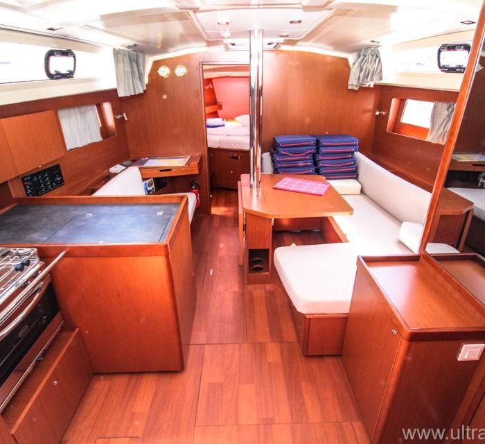 Porterusa | Oceanis 41.1 photo 4