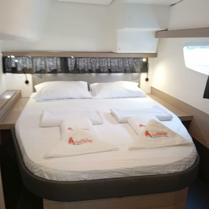 Gazi | Fountaine Pajot Isla 40 photo 4