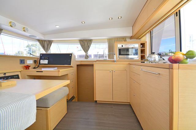 Callisto L400 | Lagoon 400 S2 photo 42