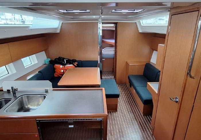 Bluna | Bavaria C45 photo 4