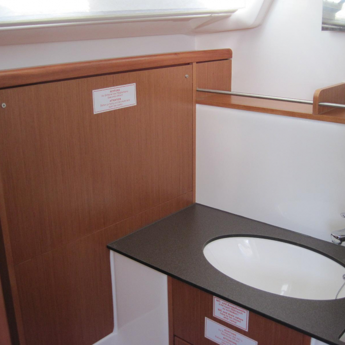 Economy | Bavaria Cruiser 37 photo 21