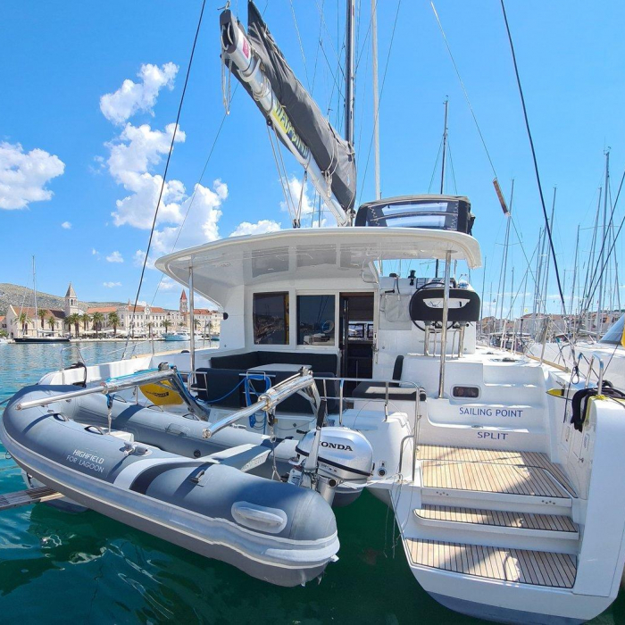 Sailing Point | Lagoon 40 photo 1