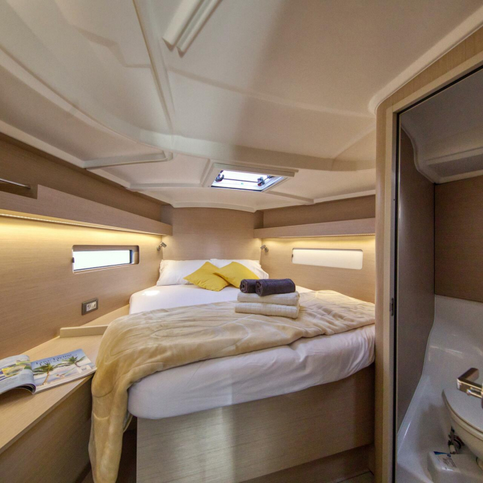 Aurelia | Oceanis 40.1 photo 18