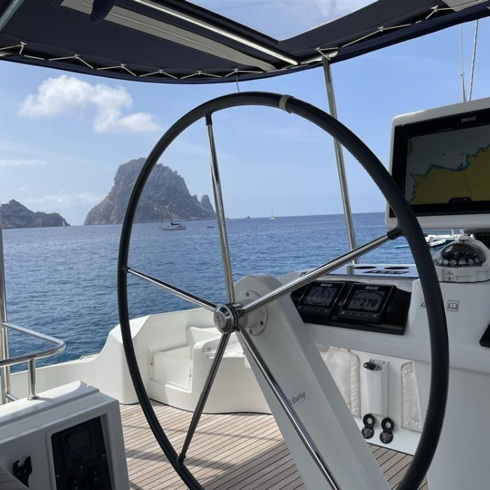 Jolie | Lagoon 52F photo 3