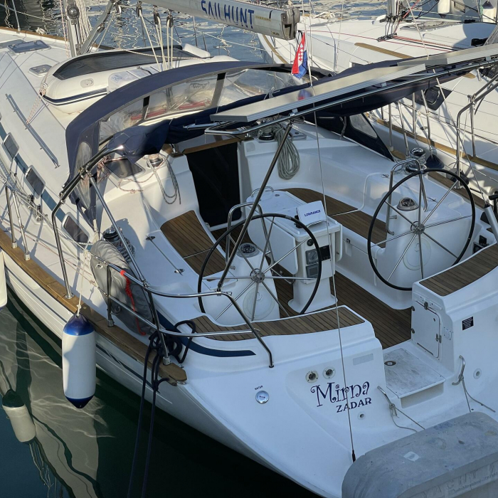 Classic | Bavaria 44 photo 6