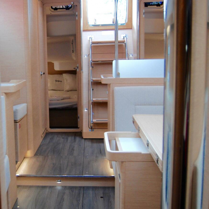 Betelgeuse (Electric Heads, Inverter) | Elan Impression 45 photo 13