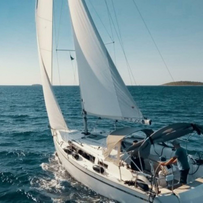 Little Joe | Bavaria Cruiser 34 photo 2