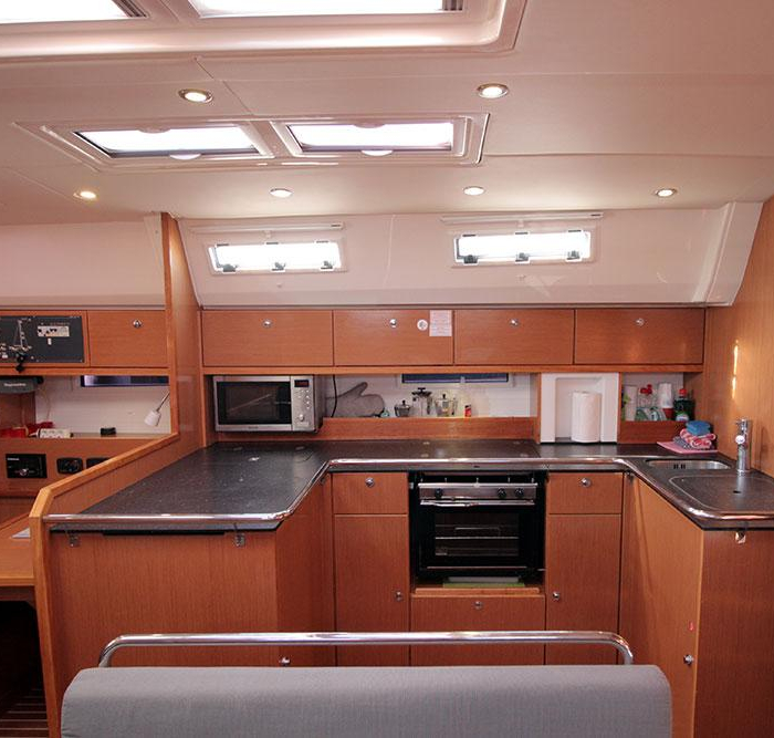 Leonis | Bavaria Cruiser 50 photo 5