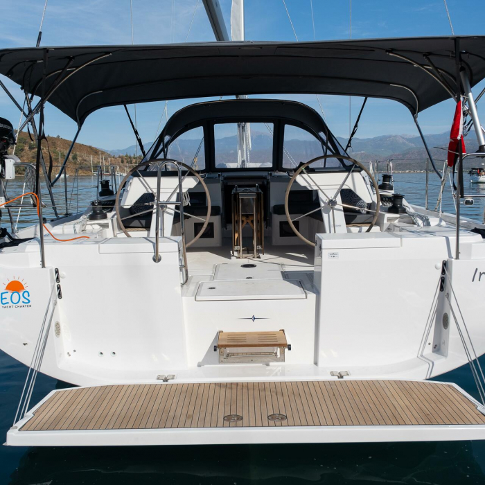 Iris | Bavaria C46 photo 3