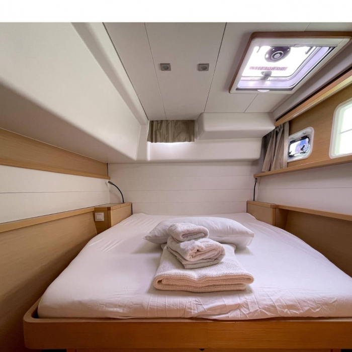 Altair | Lagoon 450 F photo 14