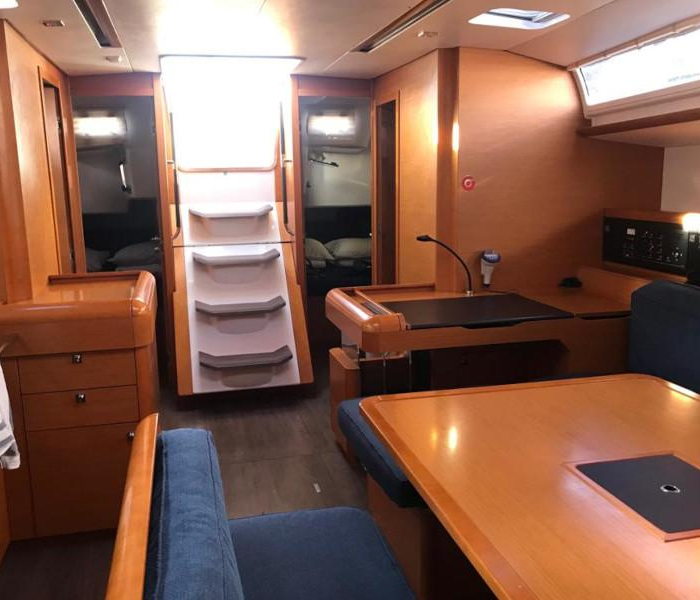 Alboran Bourbon (Las Galletas) | Sun Odyssey 519 photo 8