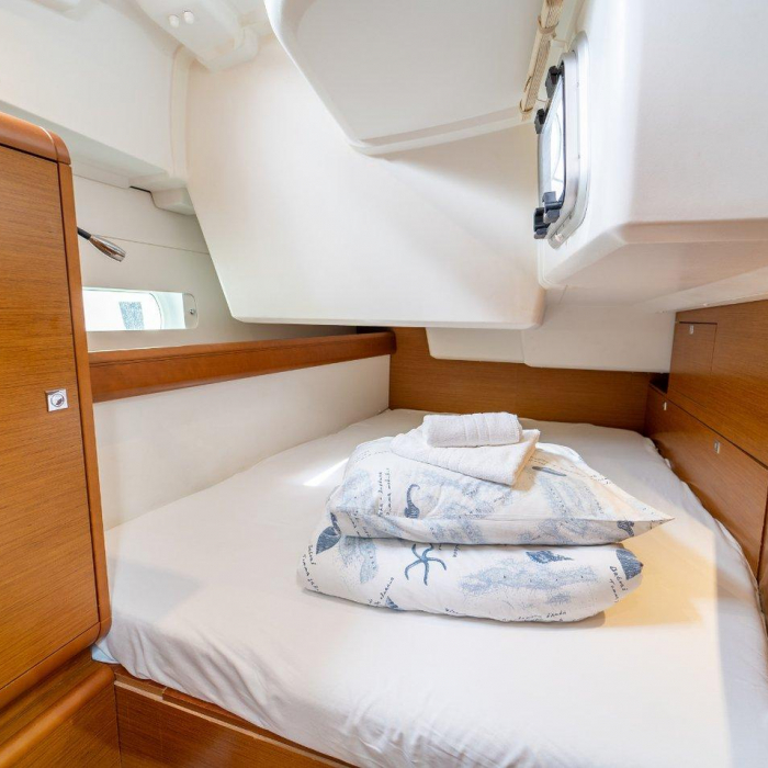 Ciao Bao | Sun Odyssey 519 photo 5