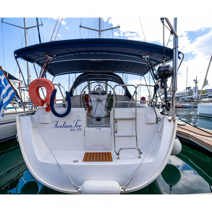 Aeolian Too (Solar, heating, Plotter) | Oceanis 393 Clipper photo 6