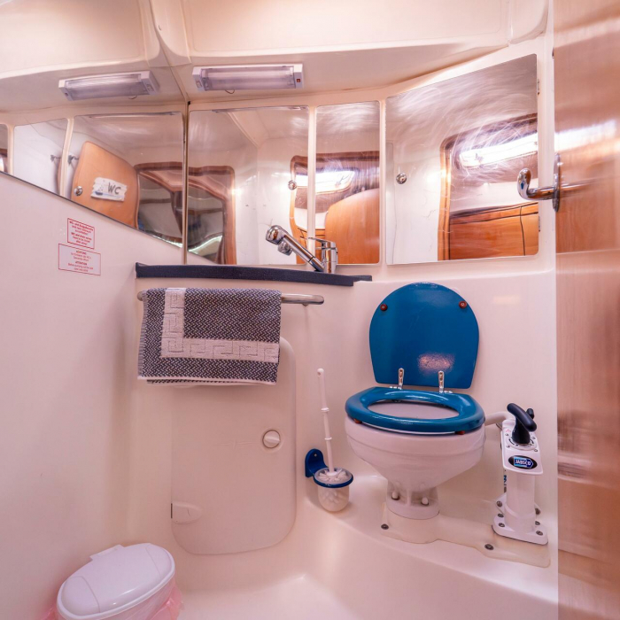 Okeanos | Bavaria 39 Cruiser photo 12