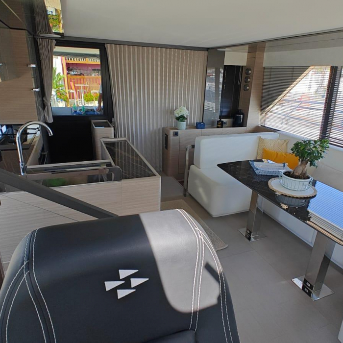 ViVa | Prestige M48 photo 8