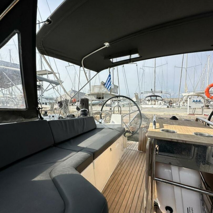 Mayramoot | Oceanis 40.1 photo 5