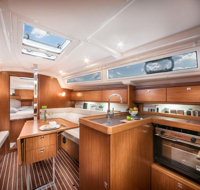 Saga | Bavaria Cruiser 34 - 2 cab. photo 9