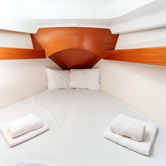 Too Lucky | Cyclades 43.4 photo 11