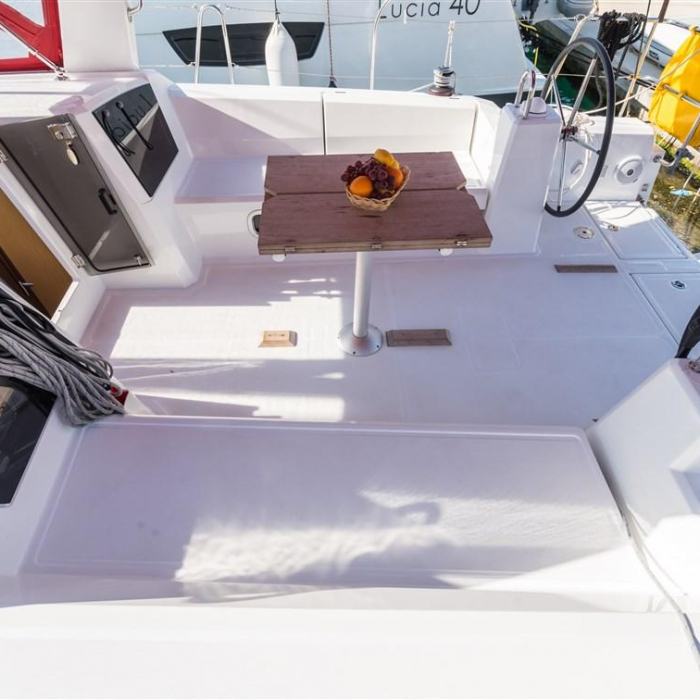 Rusalka | Oceanis 38 photo 3