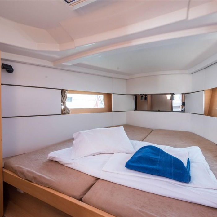 Rusalka | Oceanis 38 photo 15