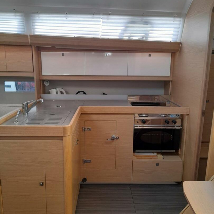 Altair | Dufour 412 photo 9