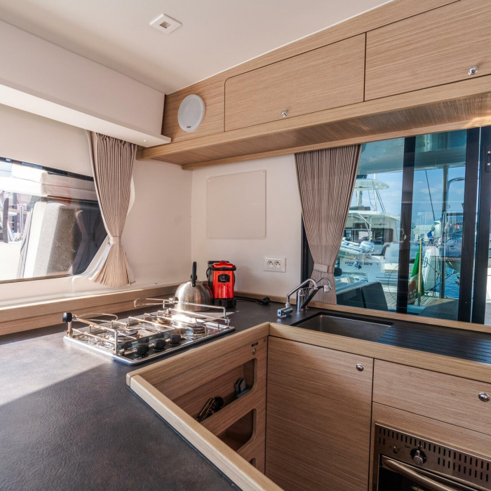 Sirius - Comfort Line | Lagoon 42 photo 11