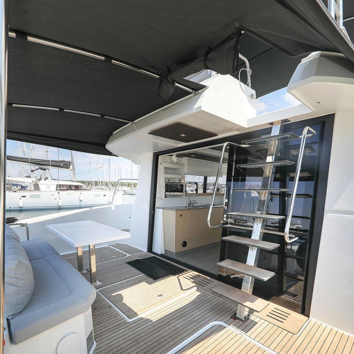 Anrik | Fountaine Pajot MY 37 photo 12