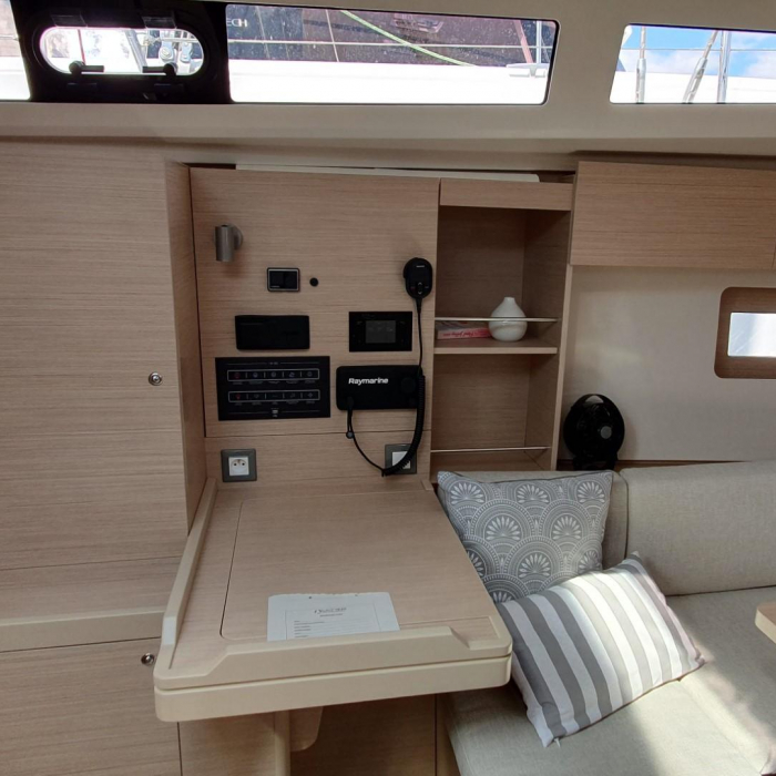 Breeze | Oceanis 37.1 photo 15