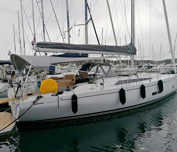 Sportski Vuk 44 | Grand Soleil 44 photo 10