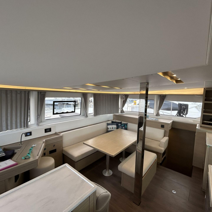 SUEÑOS | Lagoon 46 photo 14