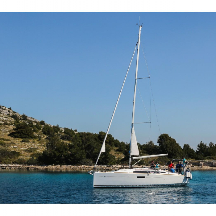 Porto Tolero | Sun Odyssey 349 photo 9