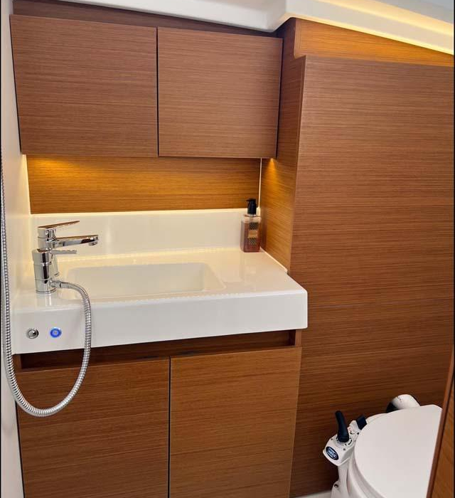 Golden eye | Sun Odyssey 380 photo 8