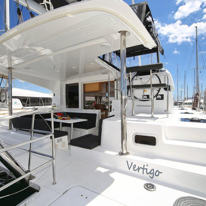 Vertigo | Lagoon 39 photo 12