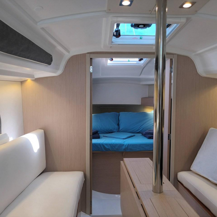 Giugi | Oceanis 30.1 photo 13