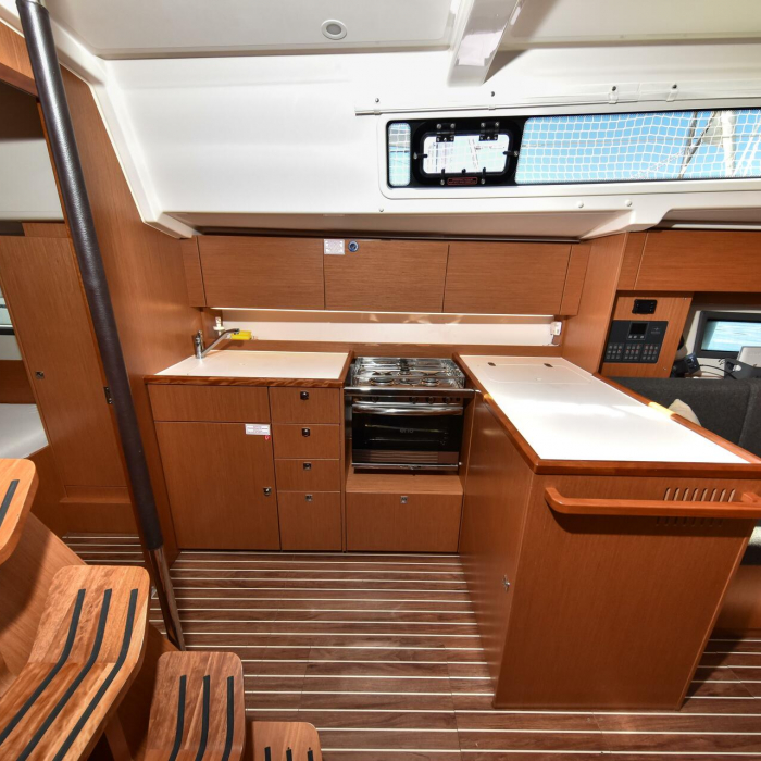 Seka VI | Bavaria C38 photo 18