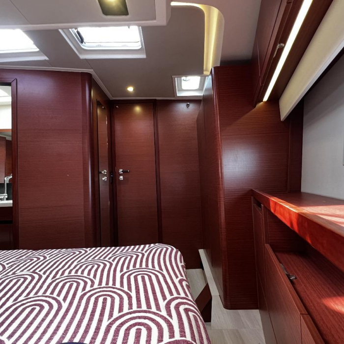 MiR | Hanse 548 photo 34