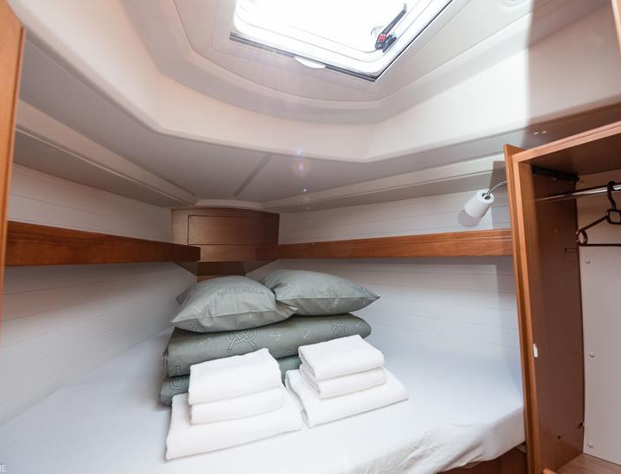 Lia | Bavaria Cruiser 34 photo 11