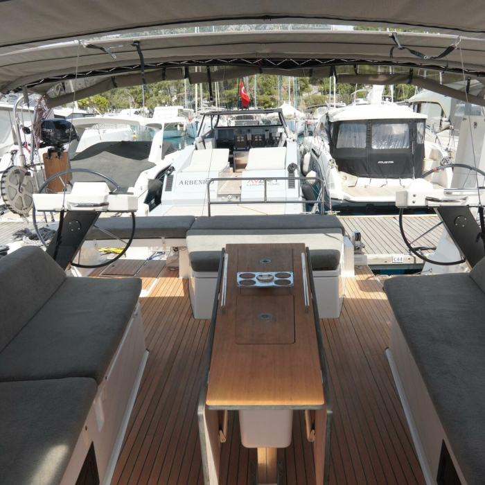 Robin | Dufour 470 photo 14