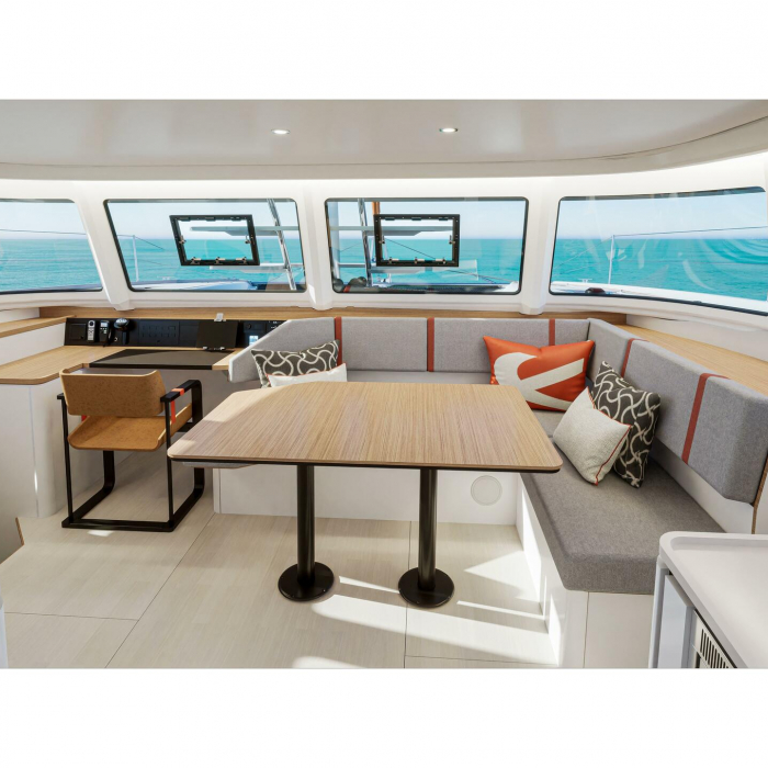 FIRST KISS | Excess 13 photo 5