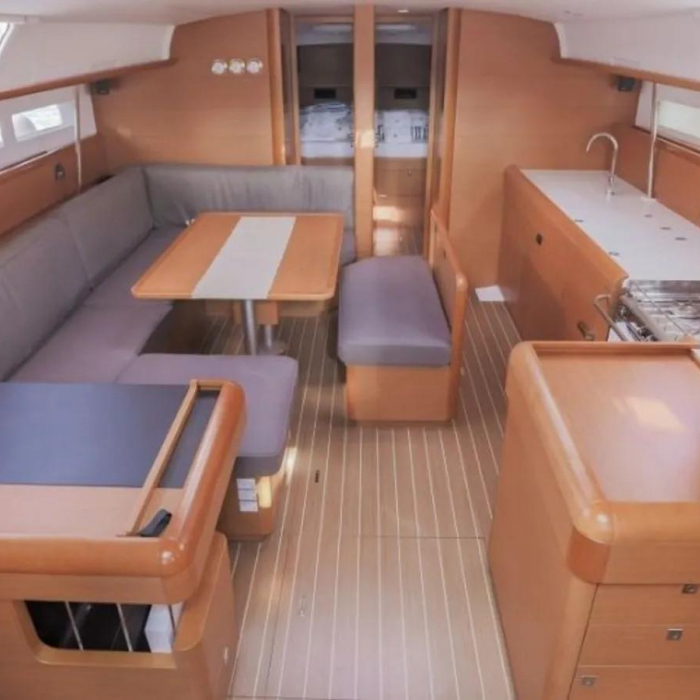 Elise of Sweden | Sun Odyssey 519 photo 10