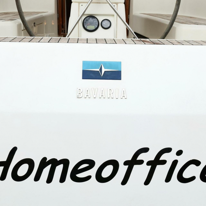 Homeoffice | Bavaria Cruiser 33 photo 18