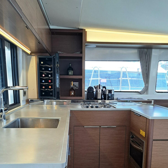 Omnia | Lagoon 46 photo 15