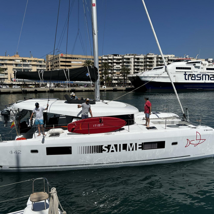 Odessa | Lagoon 42 photo 12